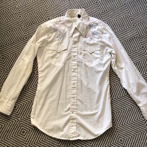 Large cream/white embroidered button down cowboy shirt